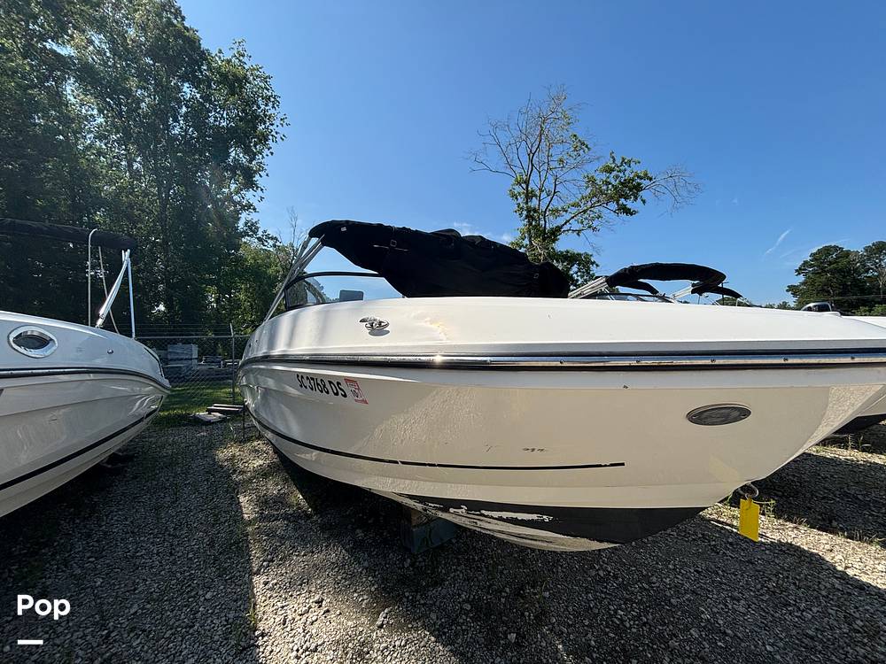 Slide: The Image of Bayliner VR6 OB 2022 - 15602936