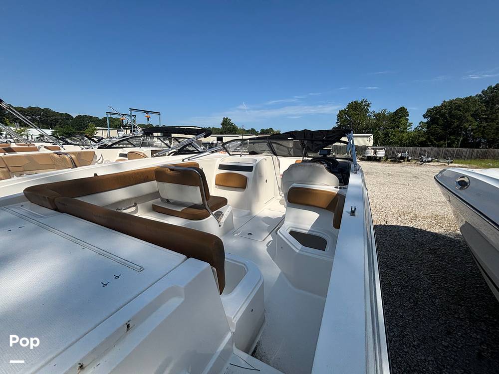 Slide: The Image of Bayliner VR6 OB 2022 - 15602947