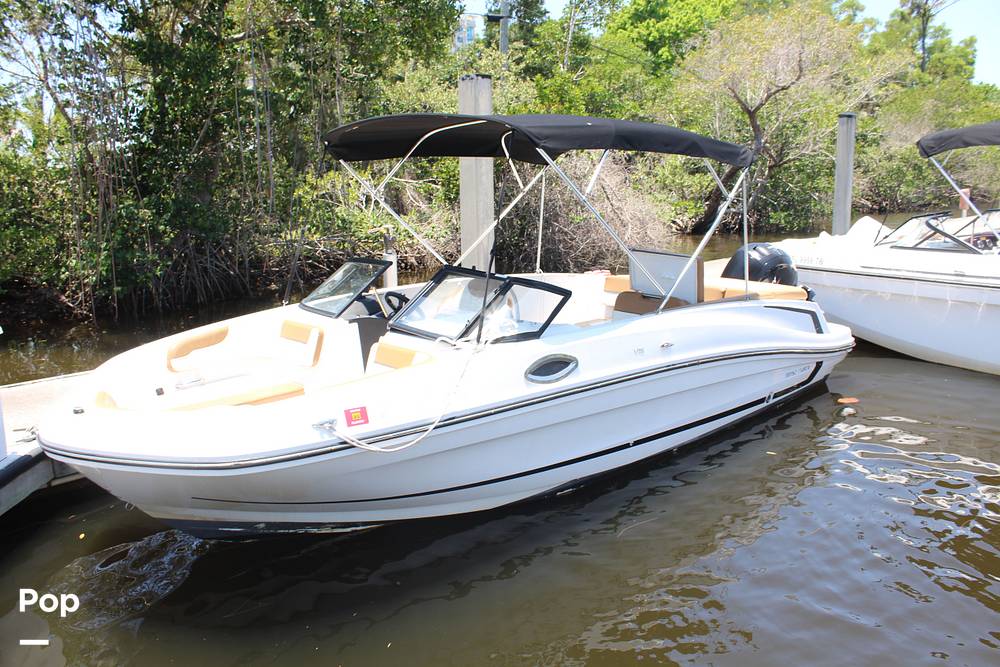 Slide: The Image of Bayliner VR6 OB 2022 - 3