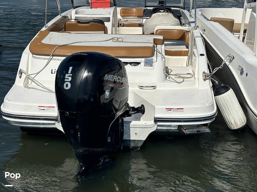 Slide: The Image of Bayliner VR6 OB 2022 - 14813949
