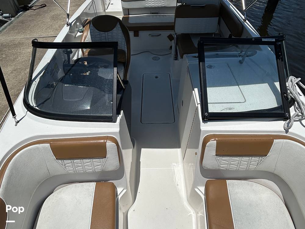 Slide: The Image of Bayliner VR6 OB 2022 - 7