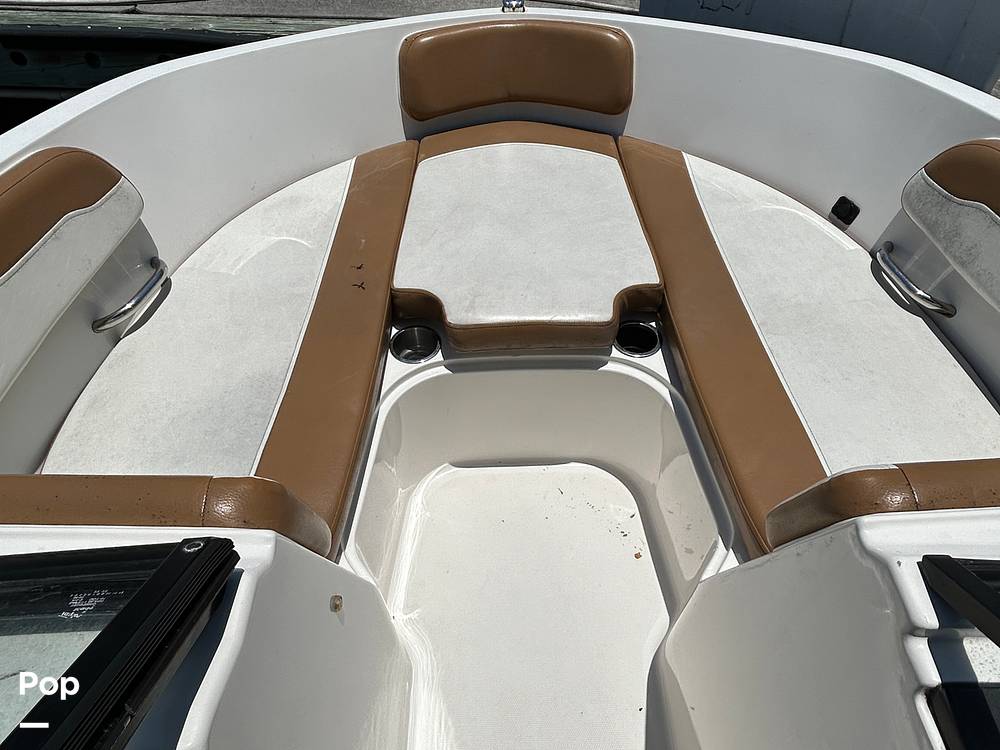 Slide: The Image of Bayliner VR6 OB 2022 - 8