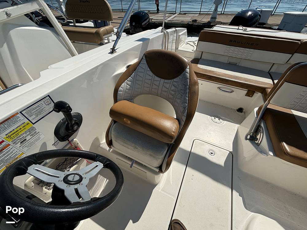 Slide: The Image of Bayliner VR6 OB 2022 - 14813974