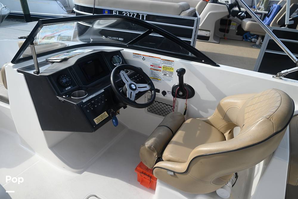 Slide: The Image of Bayliner VR6 OB 2023 - 15437202