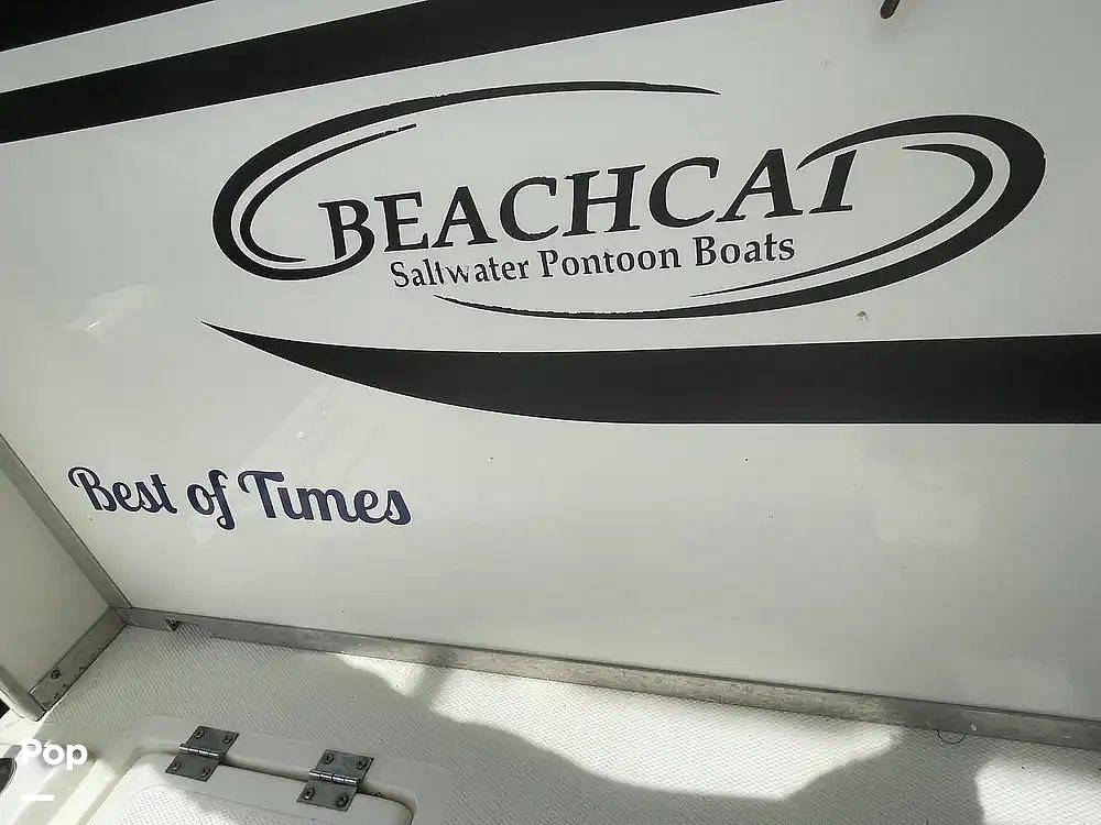 Slide: The Image of Beachcat 20' 2021 - 17