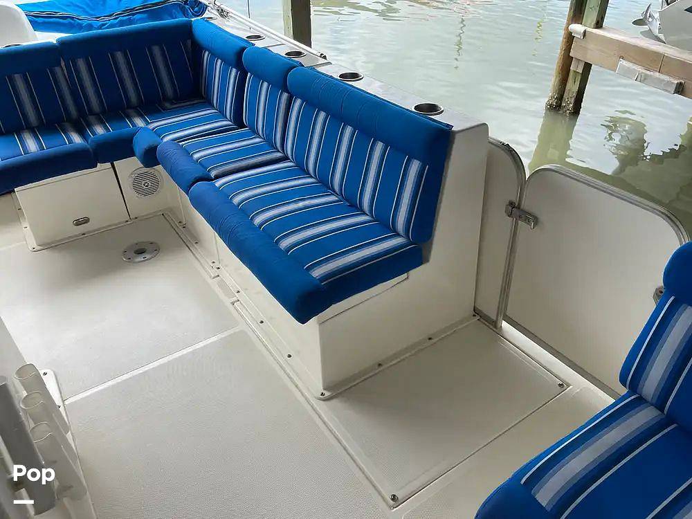 Slide: The Image of Passenger Seating With Storage - 36