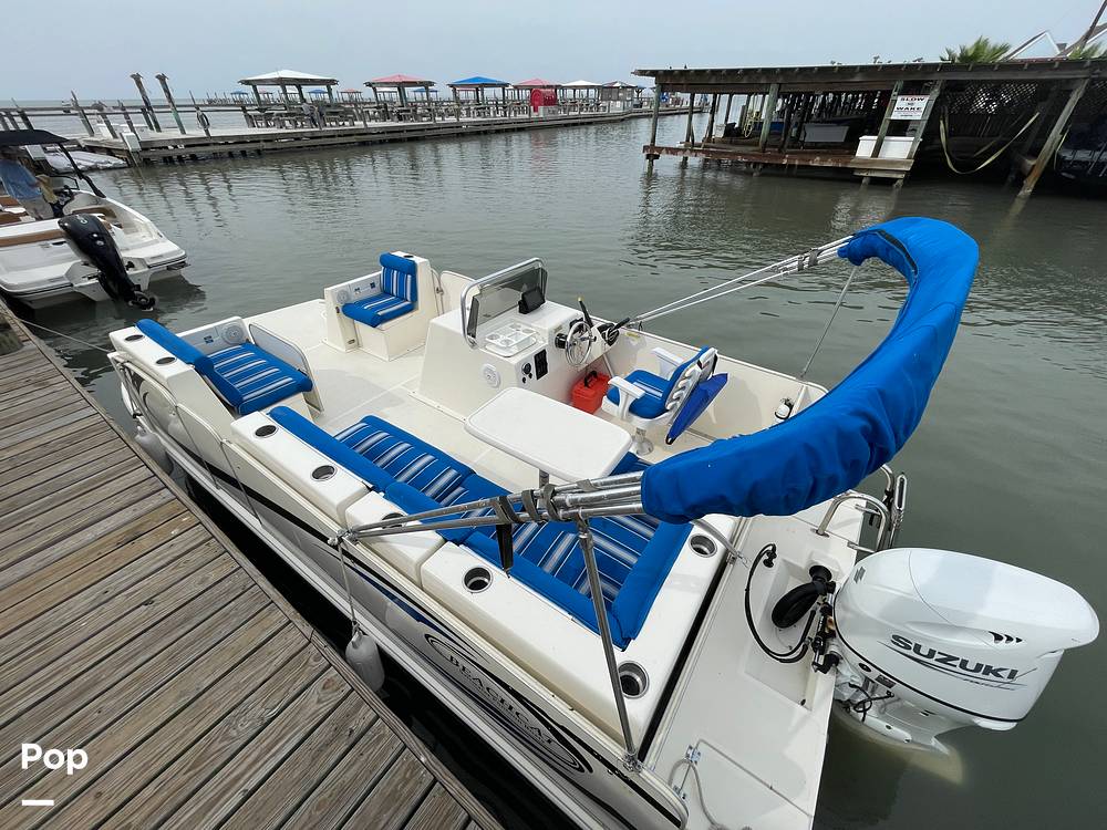 Slide: The Image of Beachcat 20' 2021 - 36