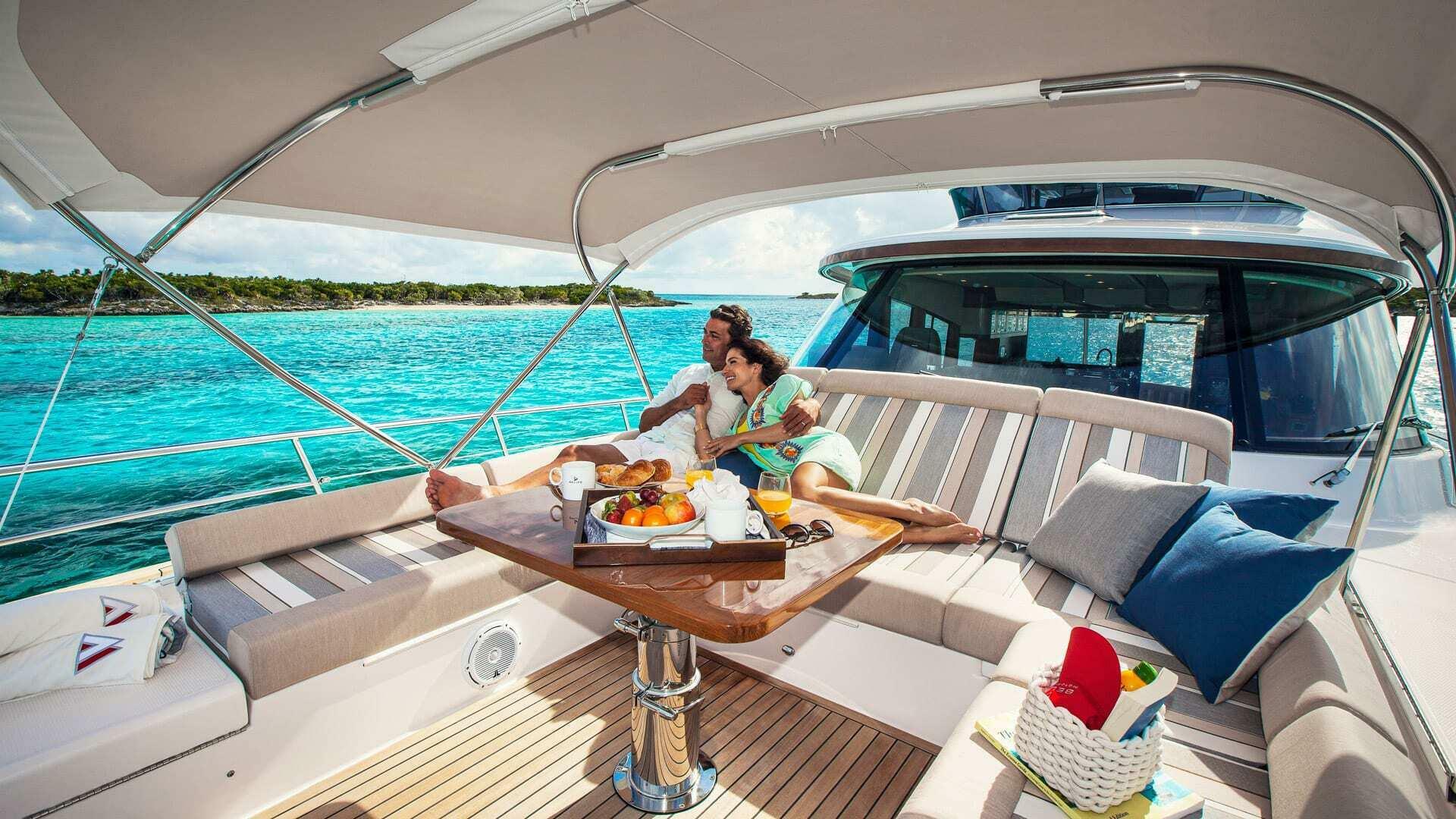 Slide: The Image of Belize 66 Daybridge Foredeck 01 - 3944409