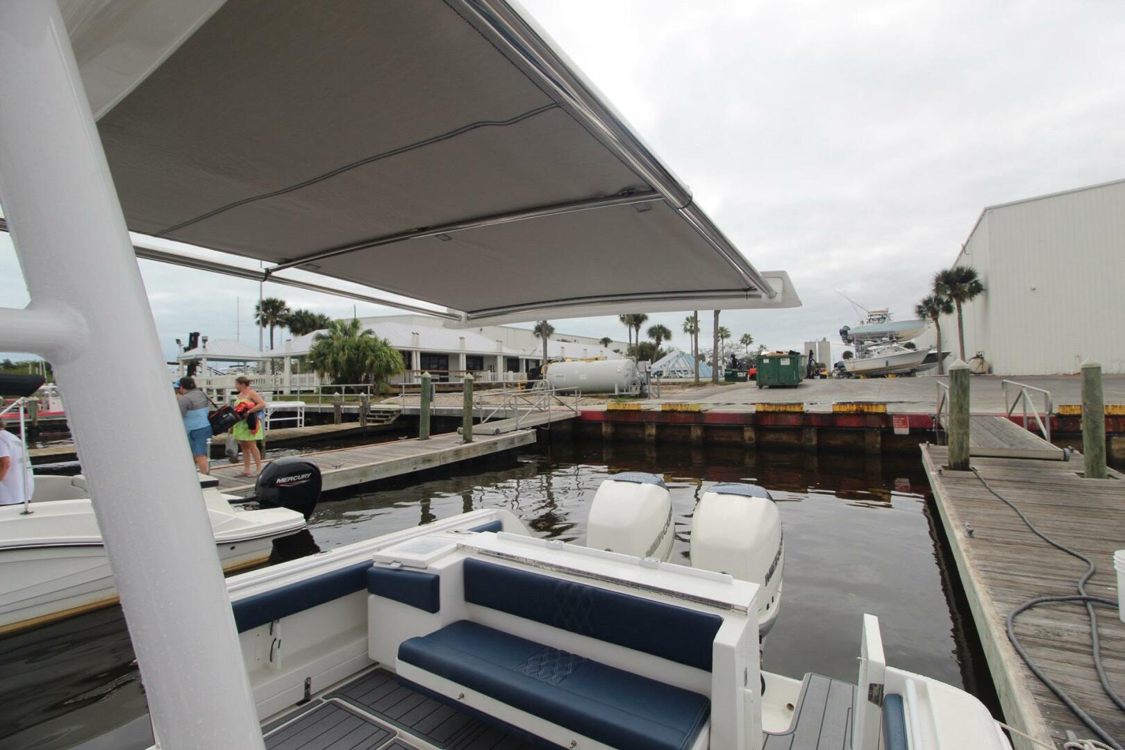 Slide: The Image of Belzona 32 CC Ohana - Seating 2020 Belzona 32 CC Ohana - 4185355