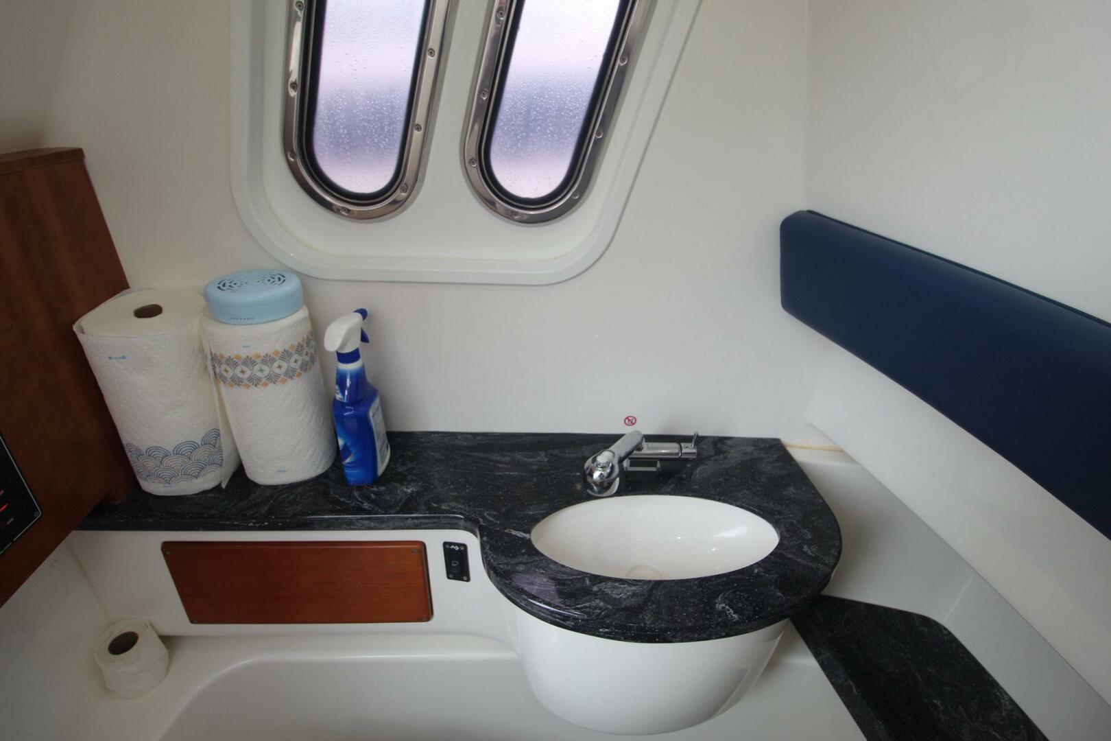 Slide: The Image of Belzona 32 CC Ohana - Head 2020 Belzona 32 CC Ohana - 4185357