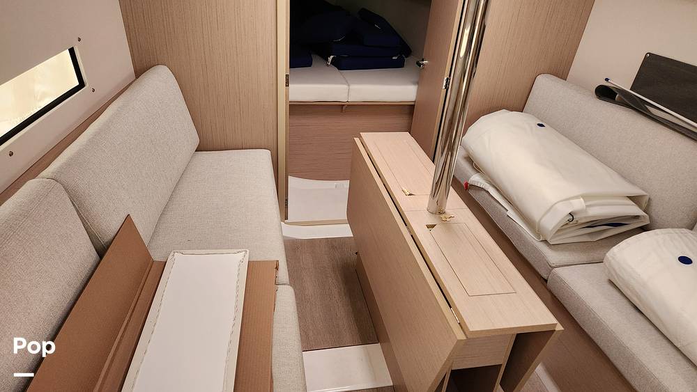 Slide: The Image of Beneteau 30.1 Oceanis 2023 - 14267356