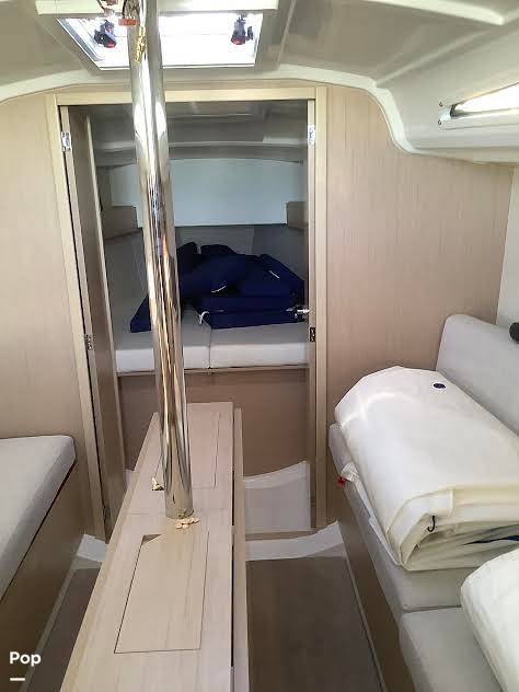 Slide: The Image of Beneteau 30.1 Oceanis 2023 - 13759405
