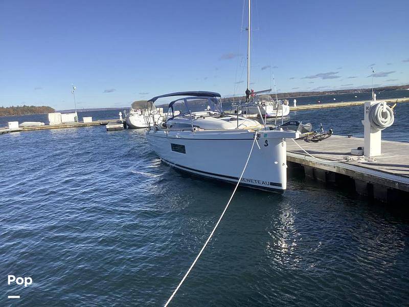 Slide: The Image of Beneteau 30.1 Oceanis 2023 - 13691492