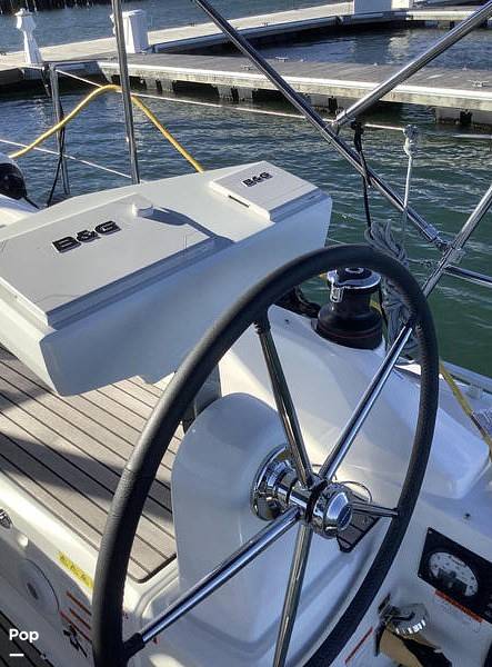 Slide: The Image of Beneteau 30.1 Oceanis 2023 - 13696992