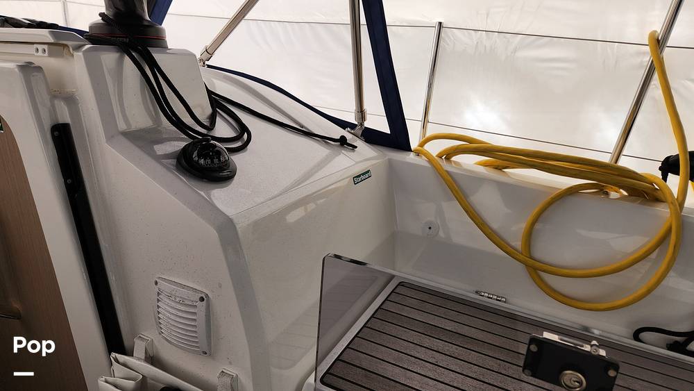 Slide: The Image of Beneteau 30.1 Oceanis 2023 - 14266980