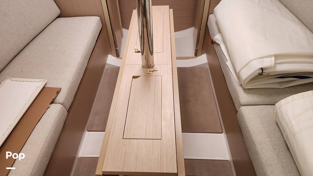 Slide: The Image of Beneteau 30.1 Oceanis 2023 - 14266999
