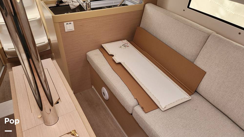Slide: The Image of Beneteau 30.1 Oceanis 2023 - 14267007