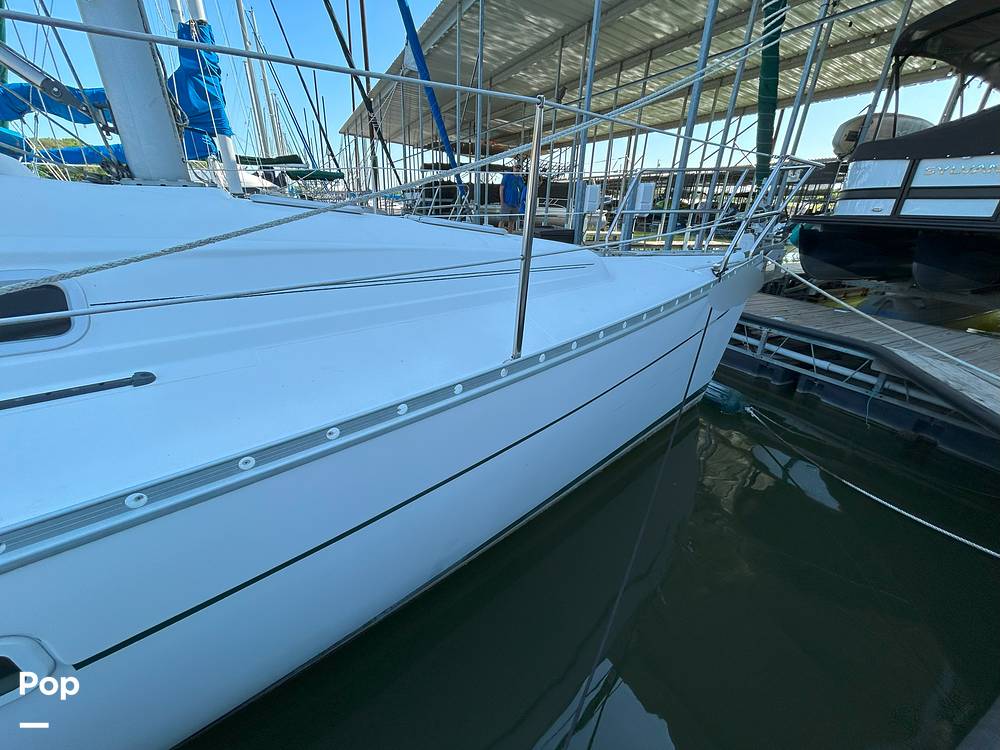 Slide: The Image of Beneteau 311 2004 - 15347603