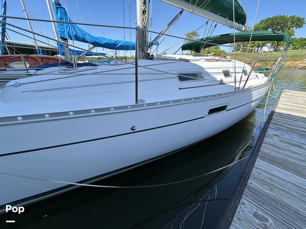 Slide: The Image of Beneteau 311 2004 - 15347609
