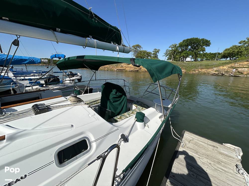 Slide: The Image of Beneteau 311 2004 - 15347612