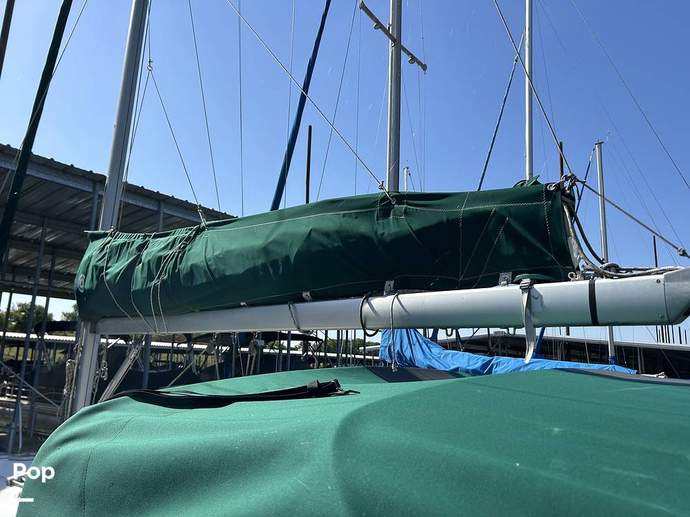 Slide: The Image of Beneteau 311 2004 - 15347617
