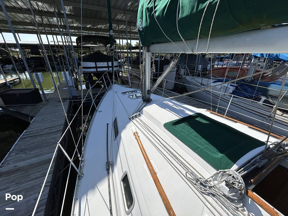 Slide: The Image of Beneteau 311 2004 - 15347619