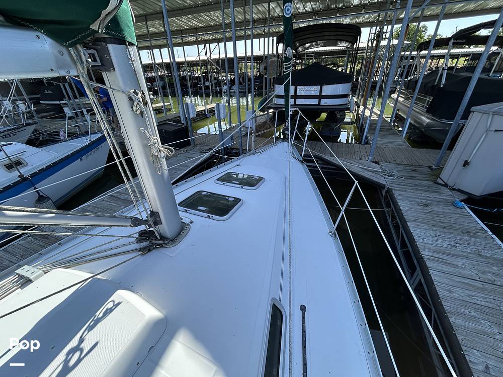Slide: The Image of Beneteau 311 2004 - 15347659