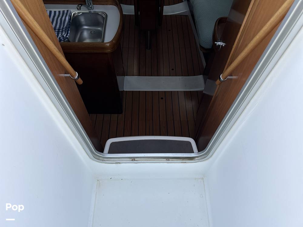 Slide: The Image of Beneteau 311 2004 - 15347673