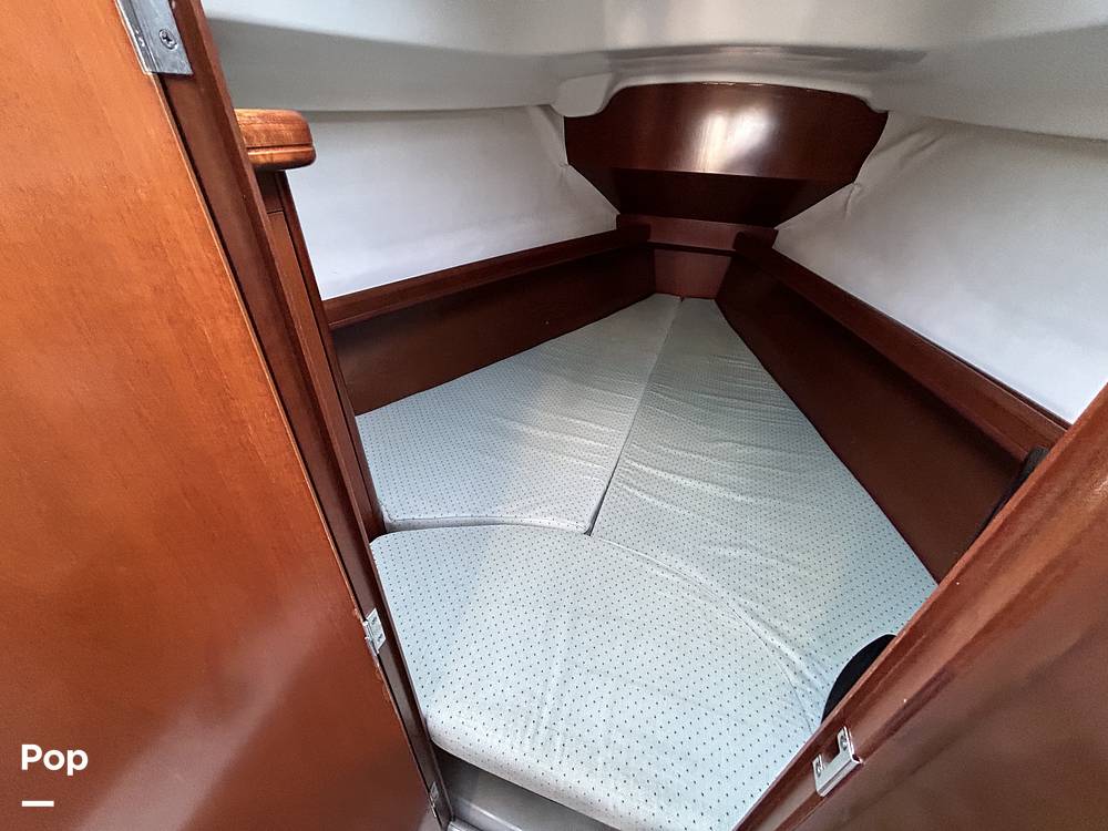 Slide: The Image of Beneteau 311 2004 - 15347696