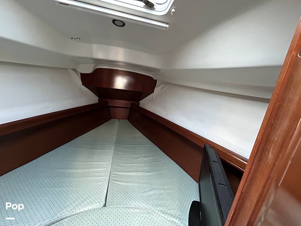 Slide: The Image of Beneteau 311 2004 - 15347698