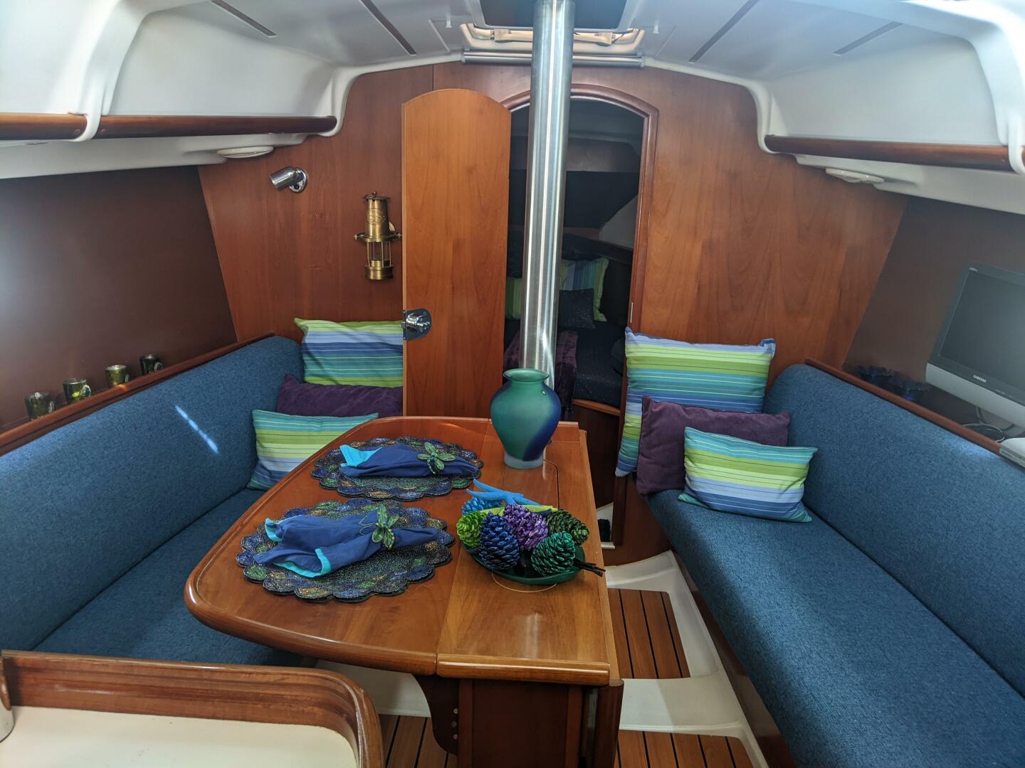 Slide: The Image of Beneteau 323 2005 - 5143166