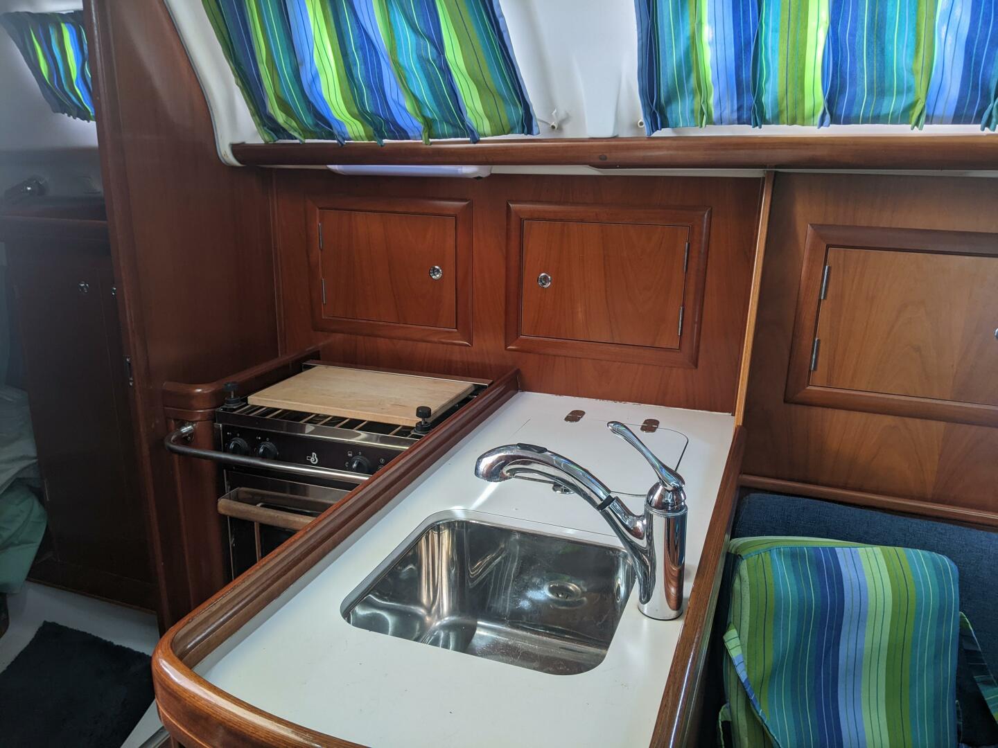 Slide: The Image of Beneteau 323 2005 - 5143167