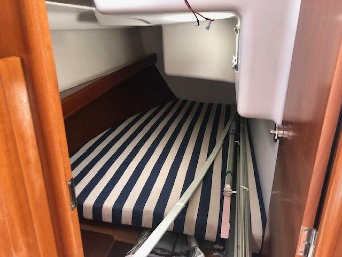 Slide: The Image of Beneteau 367 First 2005 - 5178462