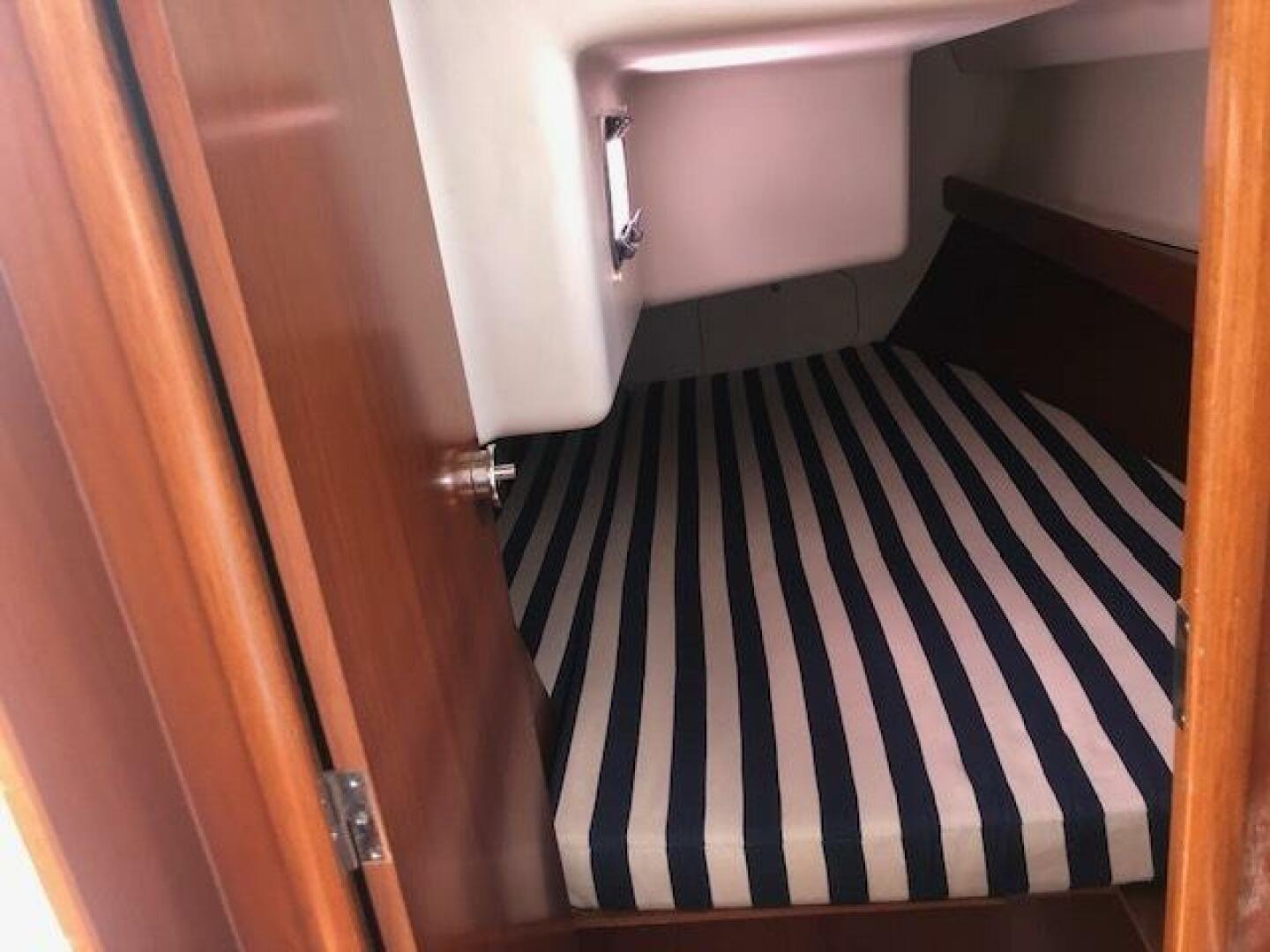 Slide: The Image of Beneteau 367 First 2005 - 5178463