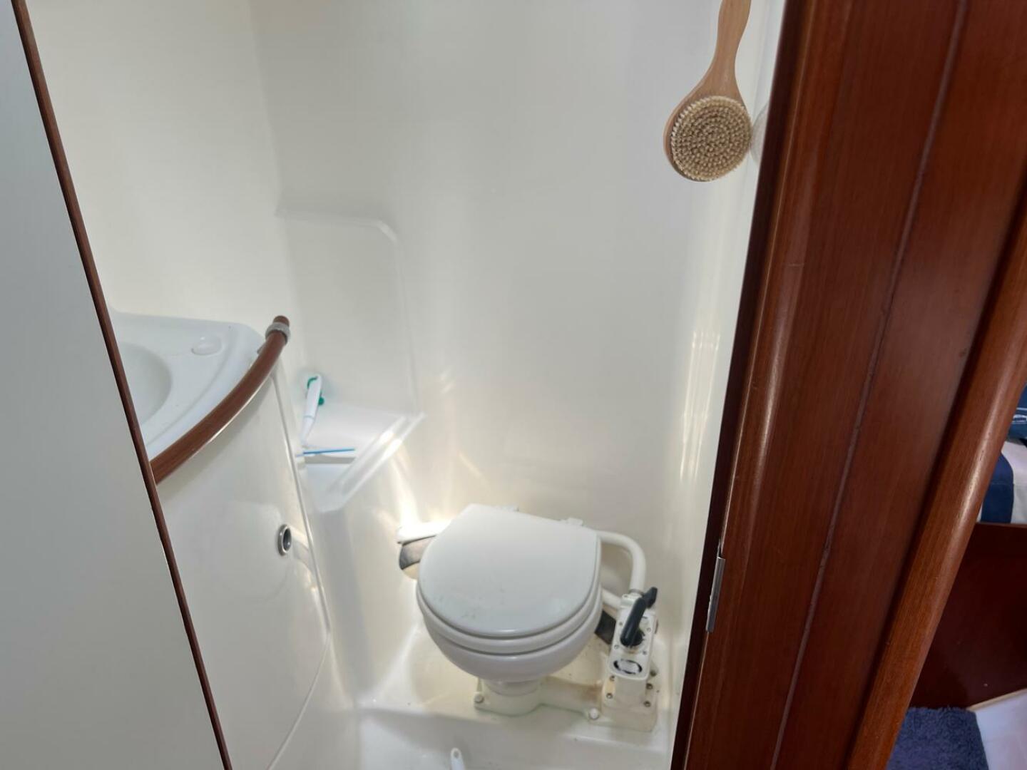 Slide: The Image of Beneteau 367 First 2005 - 5412318