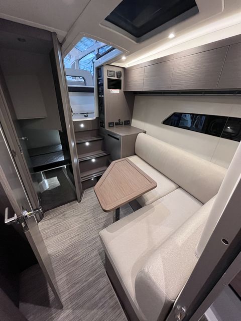 Slide: The Image of Beneteau 36OB 2023 - 26