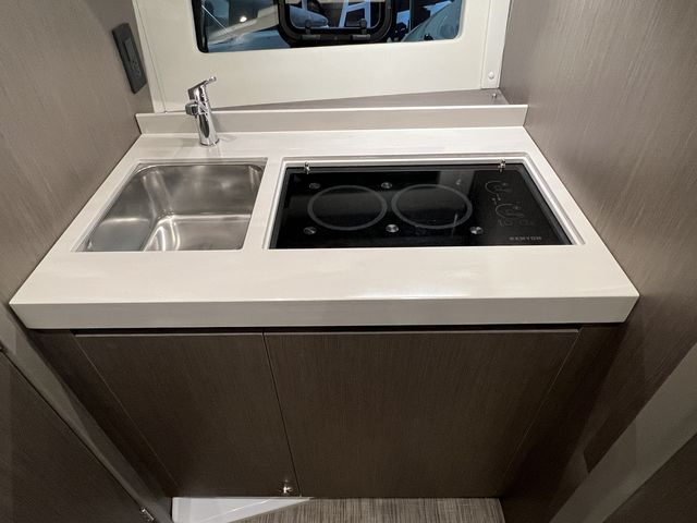 Slide: The Image of Beneteau 36OB 2023 - 36