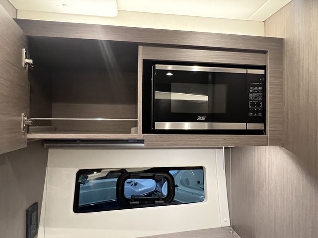 Slide: The Image of Beneteau 36OB 2023 - 37