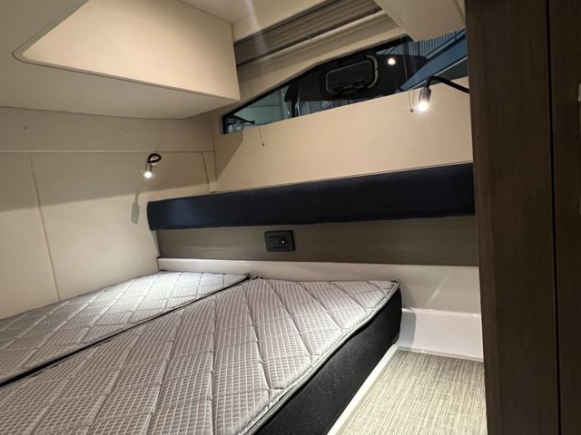 Slide: The Image of Beneteau 36OB 2023 - 39