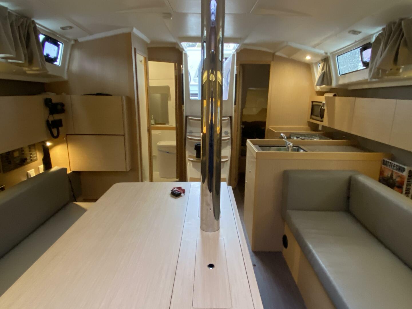 Slide: The Image of Beneteau 37 2017 - 4