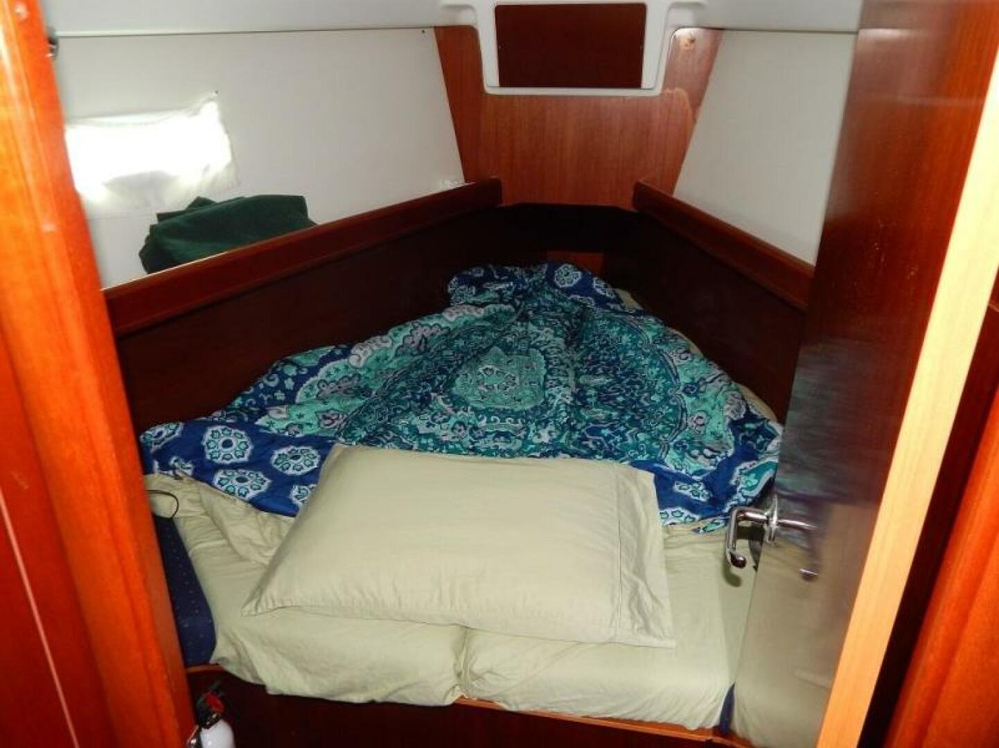Slide: The Image of Beneteau 373 2004 - 5143454