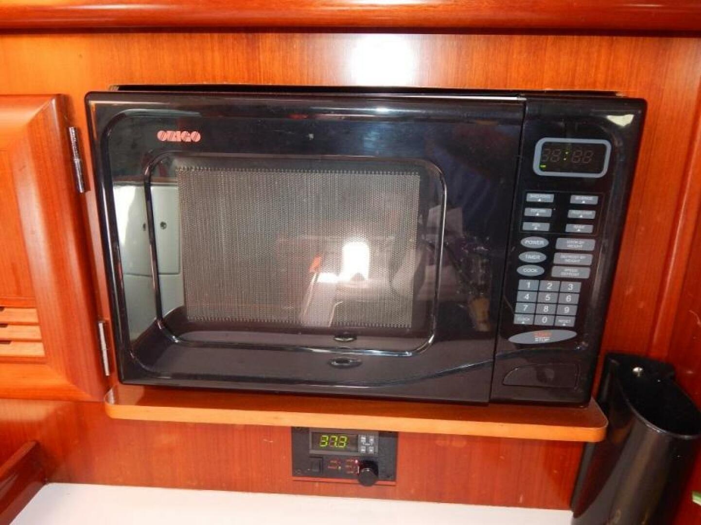 Slide: The Image of Beneteau 373 2004 - 5143461