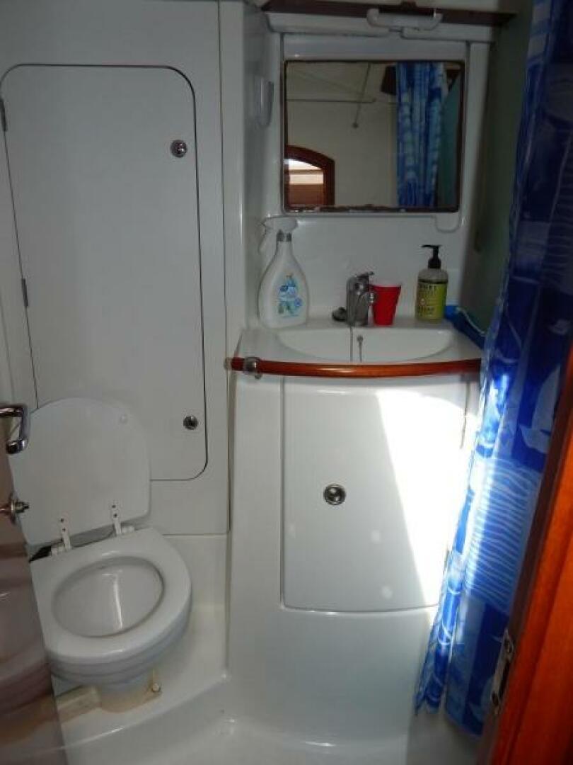 Slide: The Image of Beneteau 373 2004 - 5143467