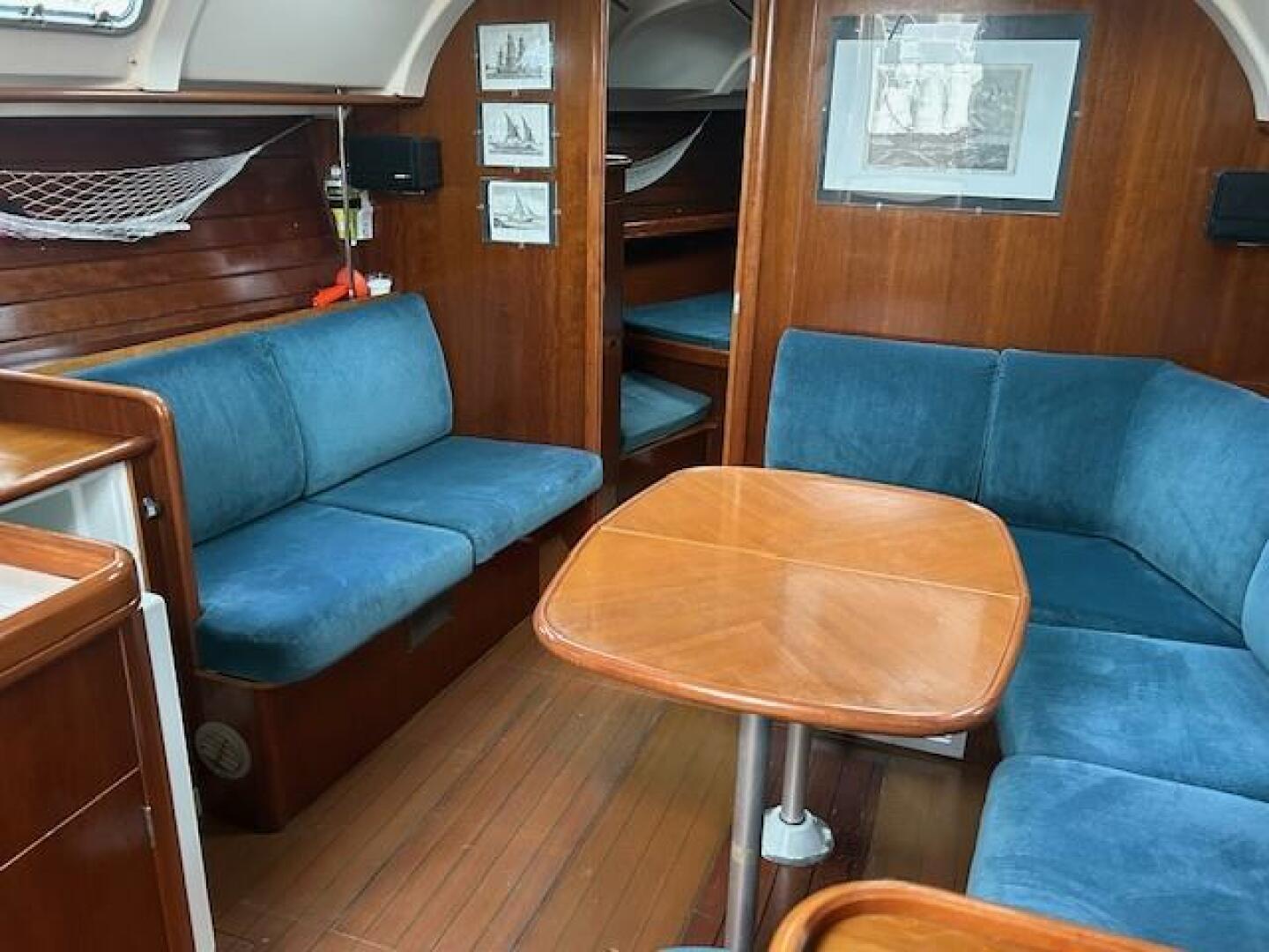 Slide: The Image of Beneteau 381 1998 - 4857913