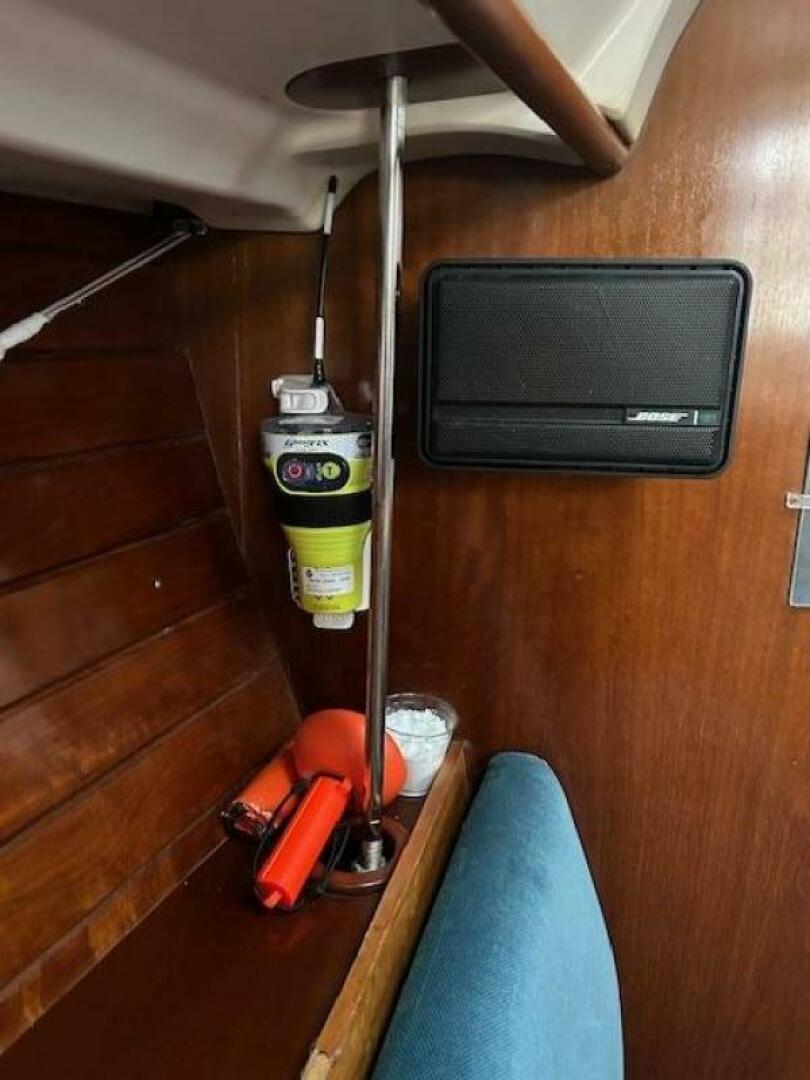 Slide: The Image of Beneteau 381 1998 - 4857910