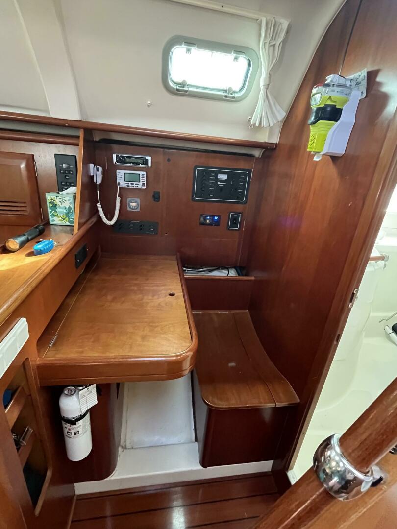 Slide: The Image of Beneteau 381 2001 - 4811744