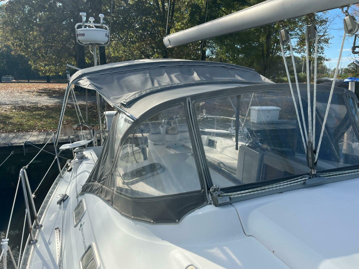 Slide: The Image of Beneteau 381 2001 - 4811790
