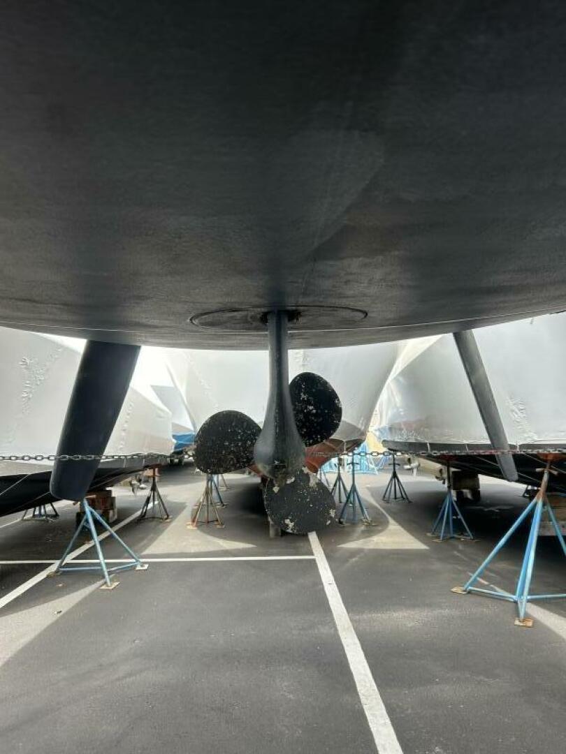 Slide: The Image of Sail Drive - 20