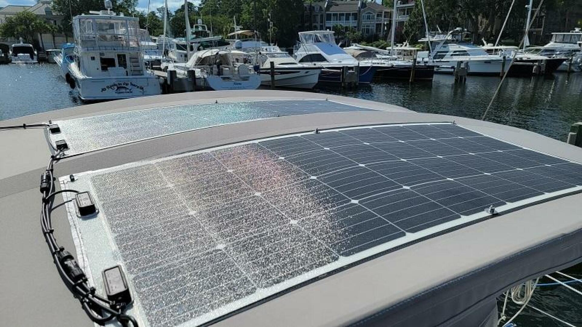 Slide: The Image of Beneteau 40 2010 - 5092791