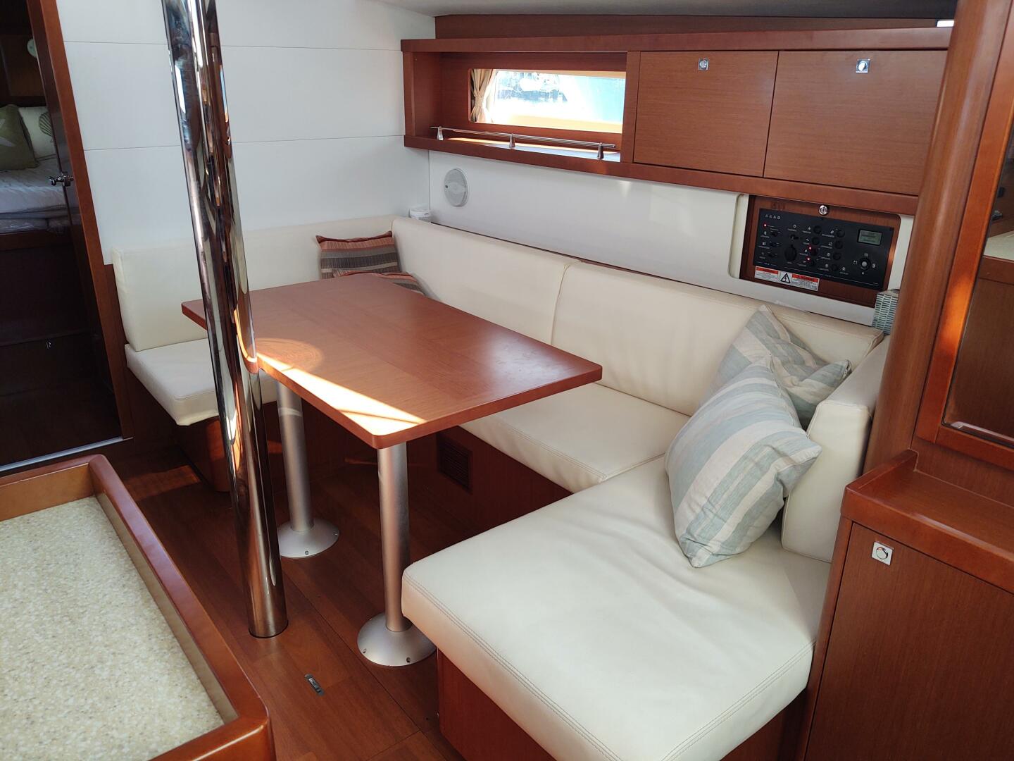 Slide: The Image of Beneteau 41 2013 - 5386504